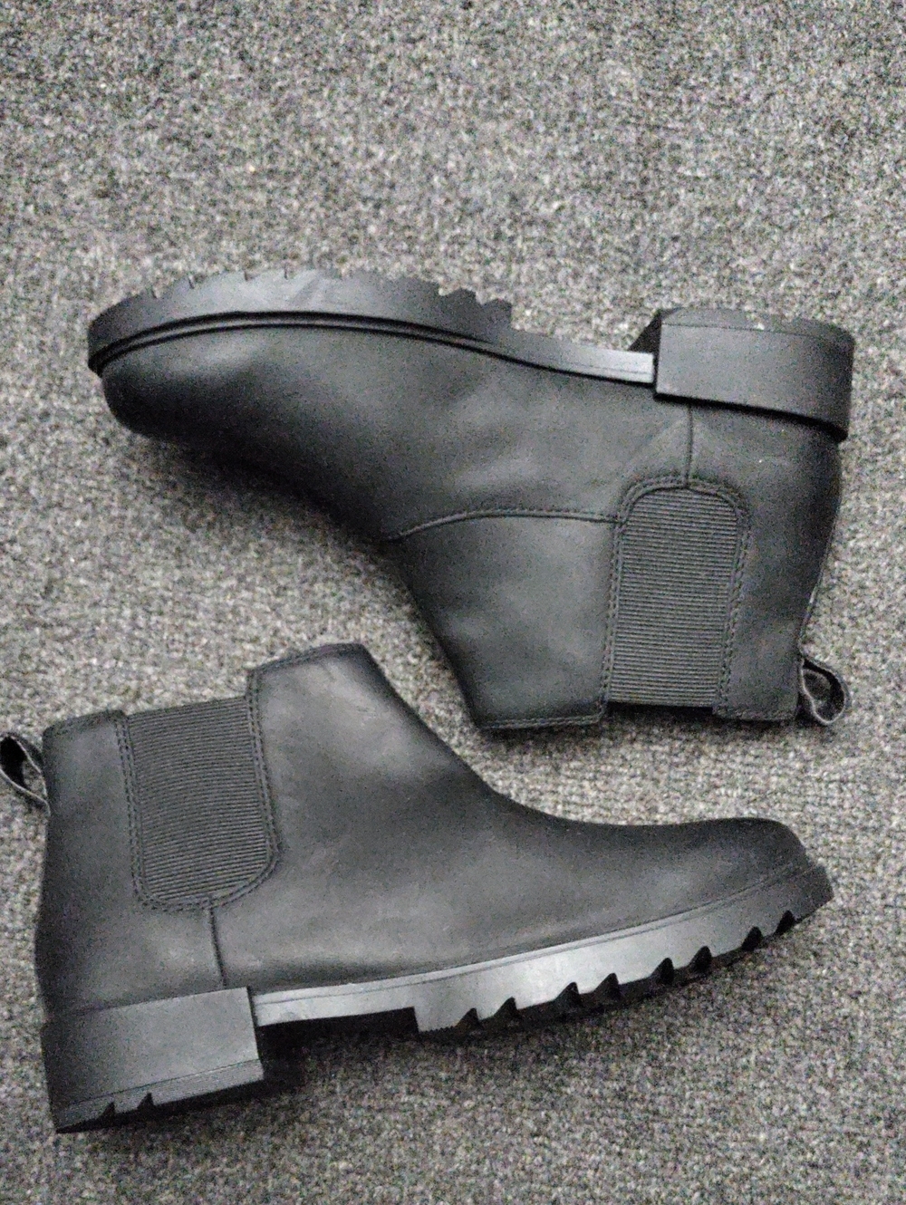 Sorel "Emelie" Chelsea Boots Black Waterproof Ankle Boots